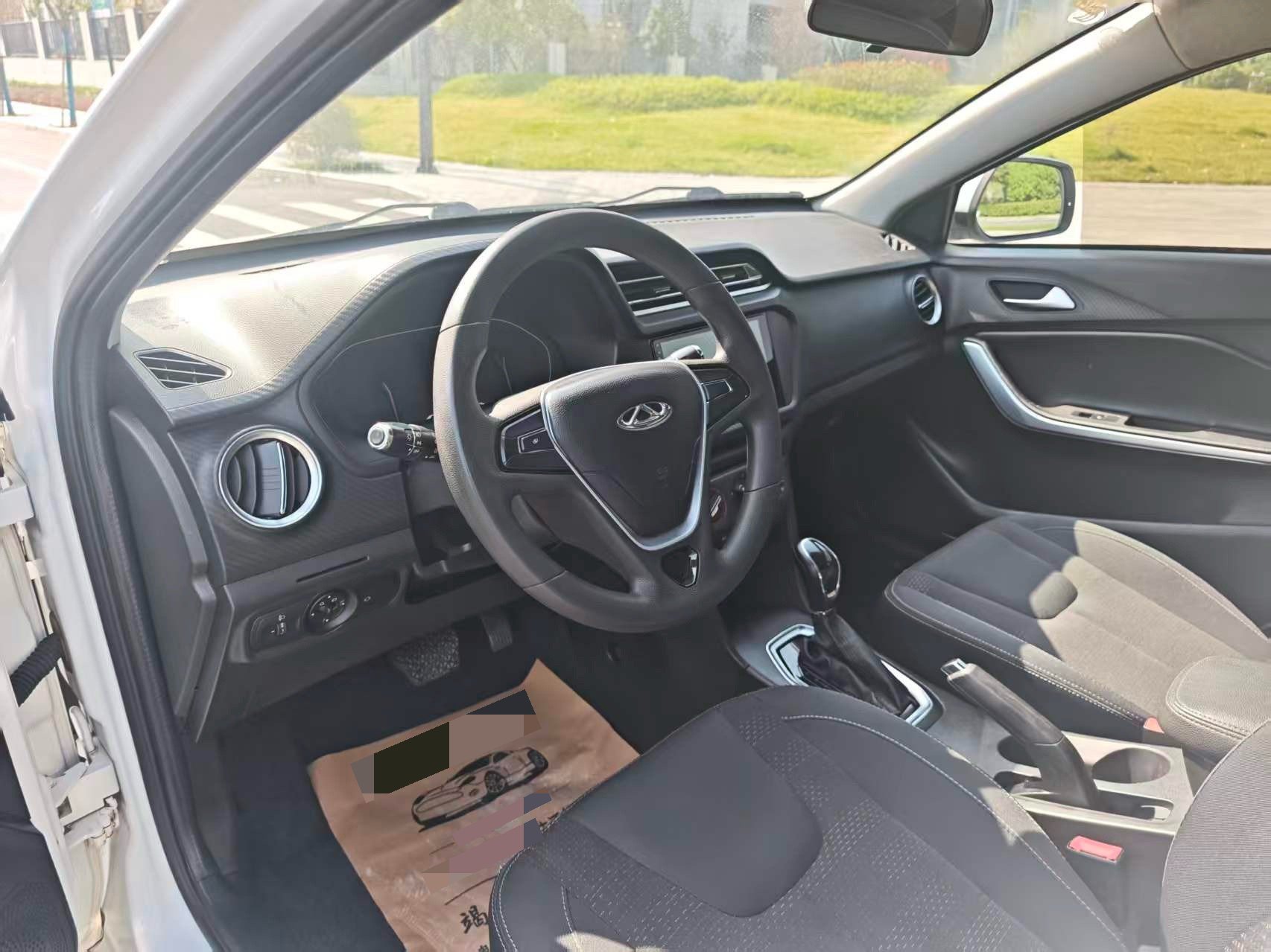 Chery Tiggo 3x 2019 immagine di auto #4