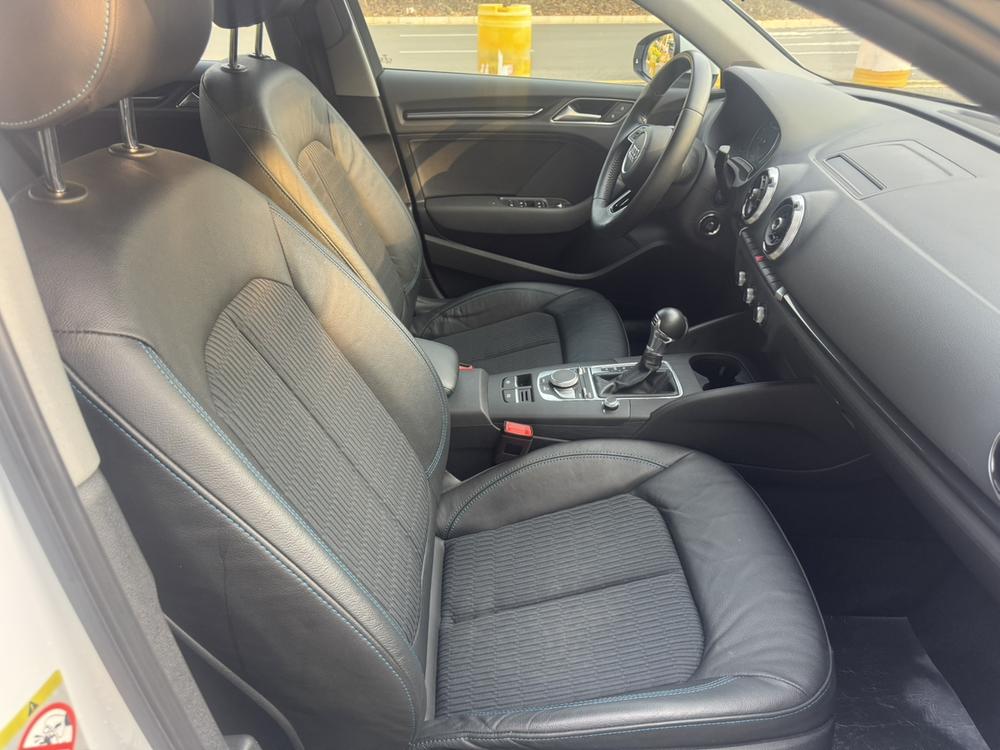 Audi A3 2019 immagine di auto #16