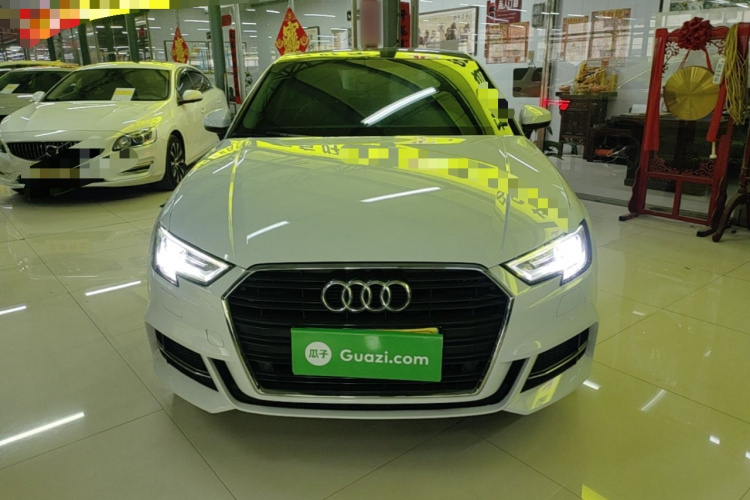 Audi A3 2018 car image #3