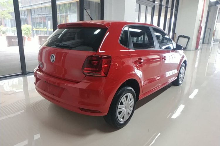 Volkswagen Polo 2018 car image #7