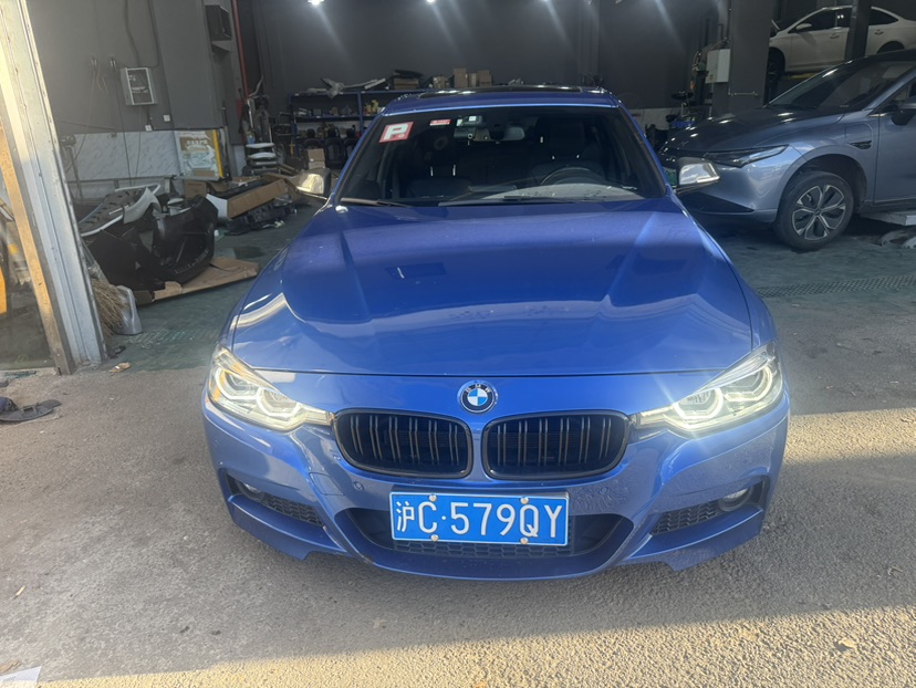 BMW 3 Series 2019 car image 