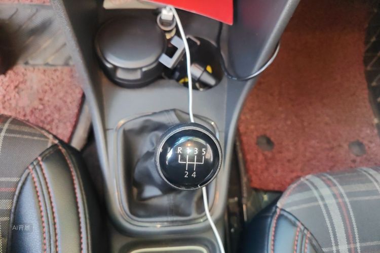 Volkswagen Polo 2016 car image #16