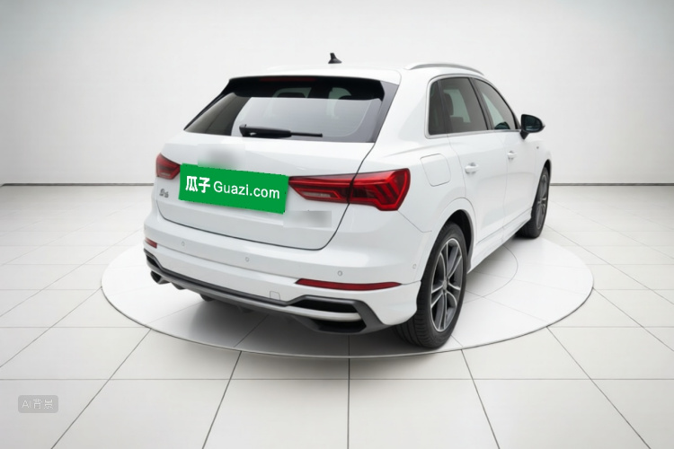 Audi Q3 2021 car image #7