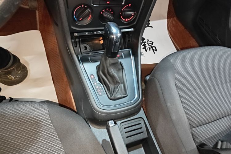 2019 #14 2019 car image #14
