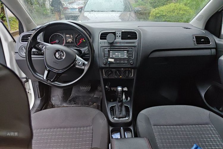 Volkswagen Polo 2016 #11 Volkswagen Polo 2016 car image #11