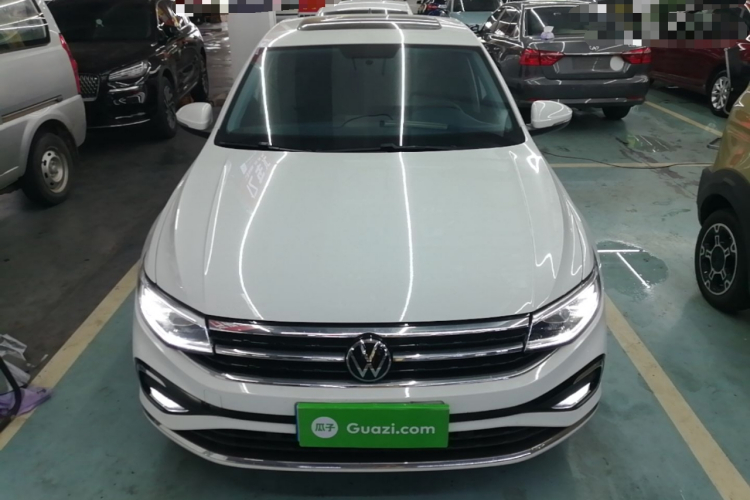 Volkswagen Bora 2023 car image #3