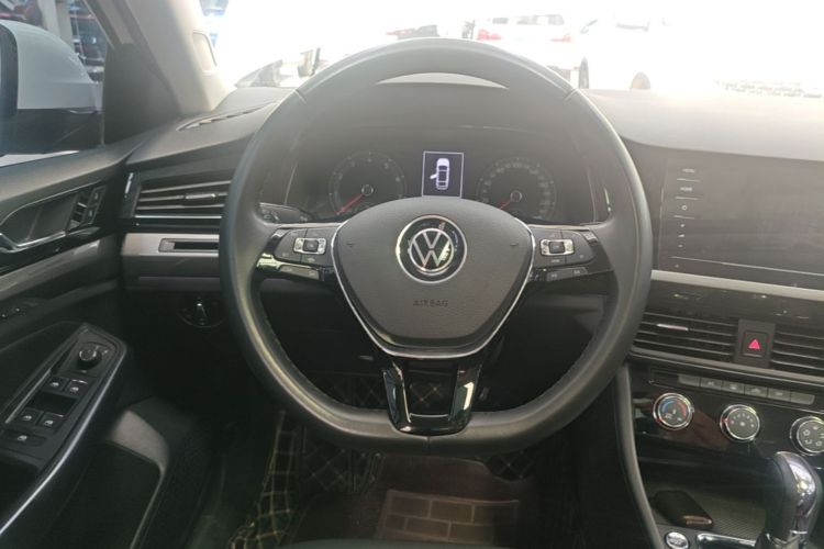 Volkswagen Bora 2022 immagine di auto #11