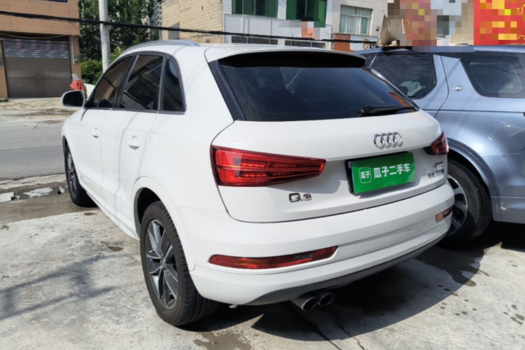 Audi Q3 2018 car image #5