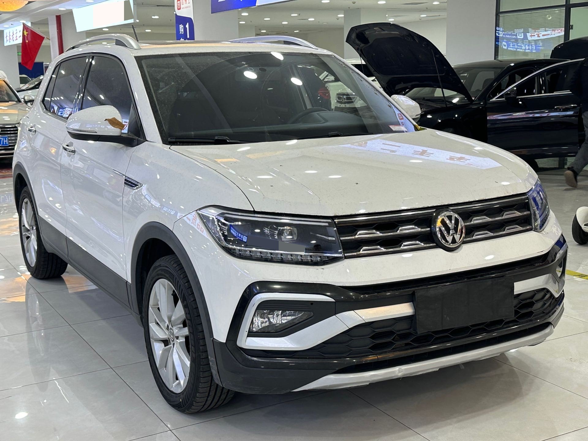 Volkswagen T-Cross 2020 car image #4