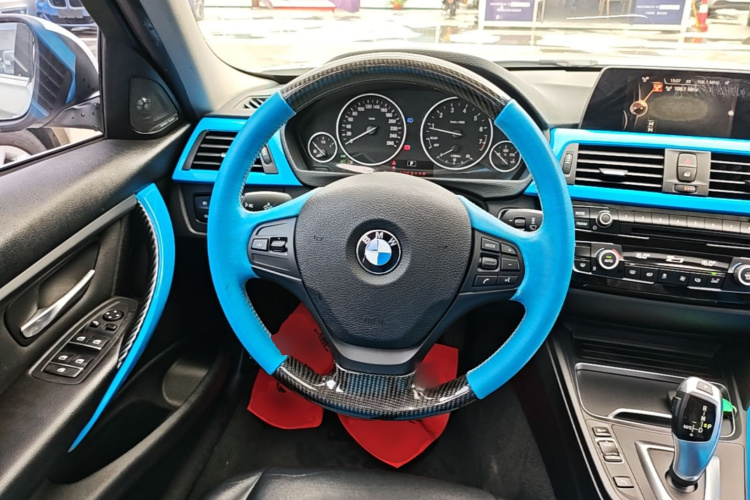 BMW 3 Series 2016 car image #11