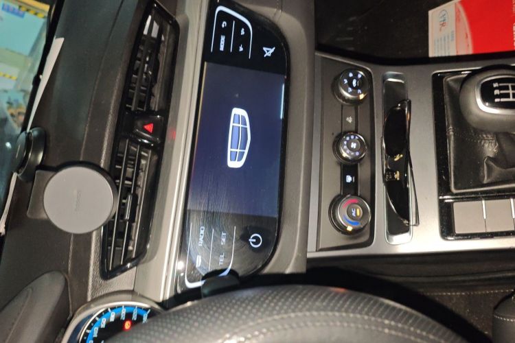 GEELY Emgrand 2020 car image #13
