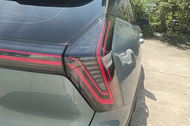 GEELY Boyue L 2026 car image #8