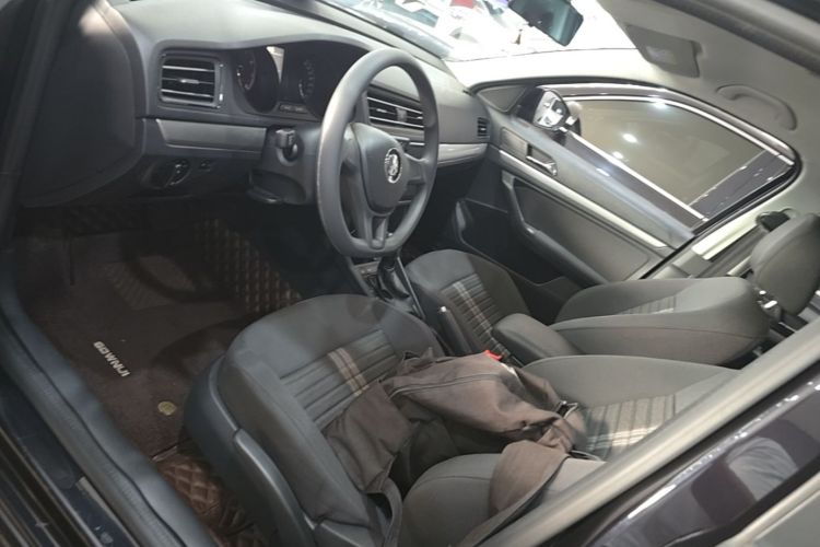 Volkswagen Lavida 2020 car image #15