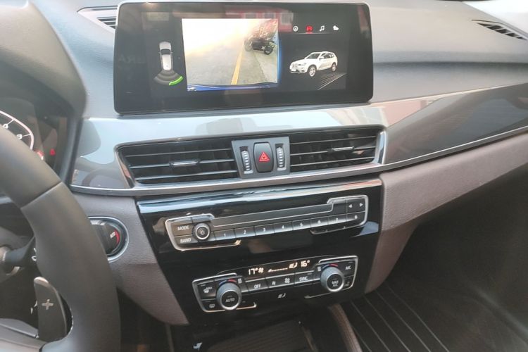 BMW X1 2018 car image #23