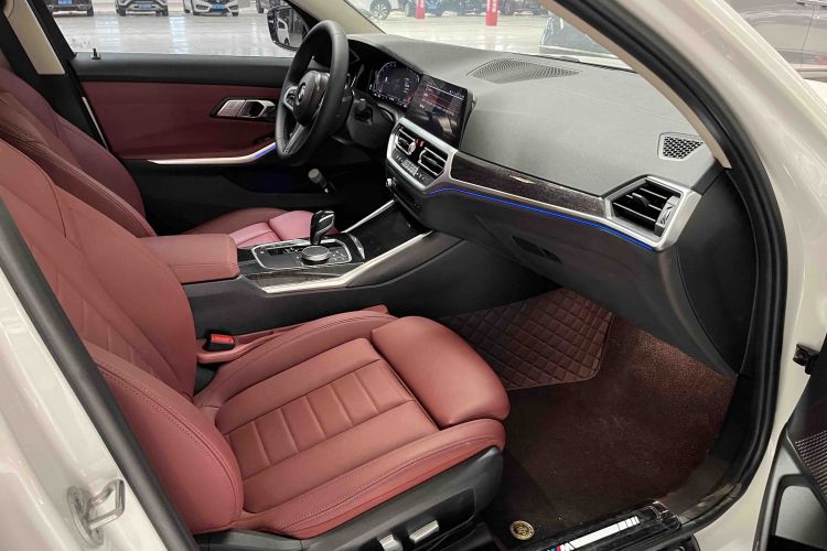 BMW 3 Series 2021 #14 BMW 3 Series 2021 car image #14