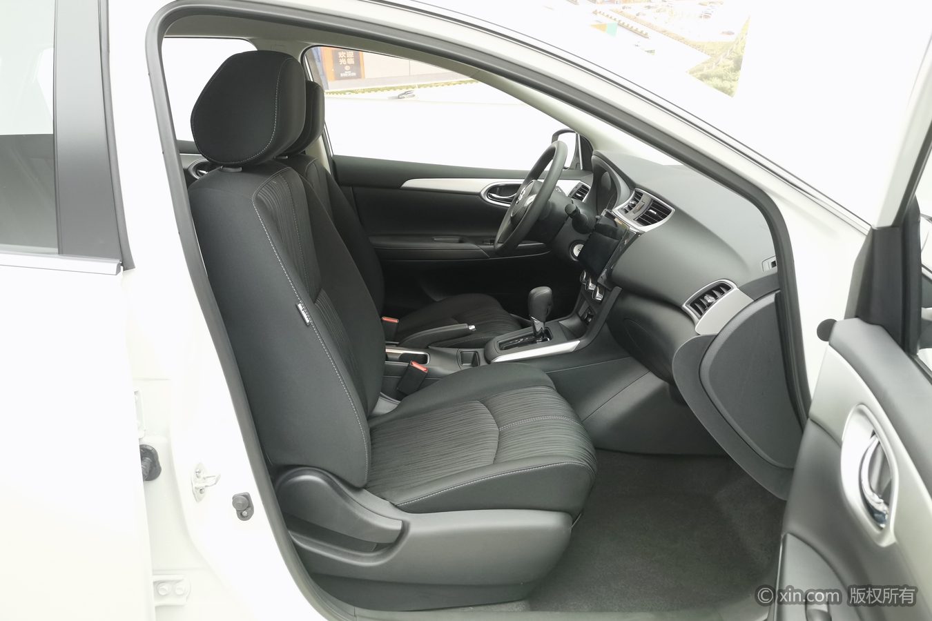Nissan Sylphy 2024 #24 Nissan Sylphy 2024 car image #24