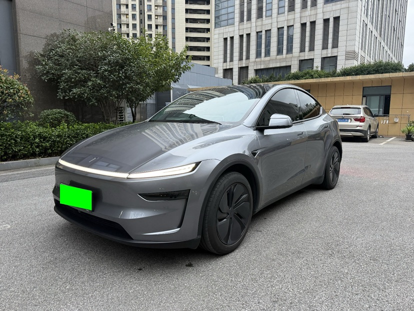 Tesla Model Y 2025 Tesla Model Y 2025 car image