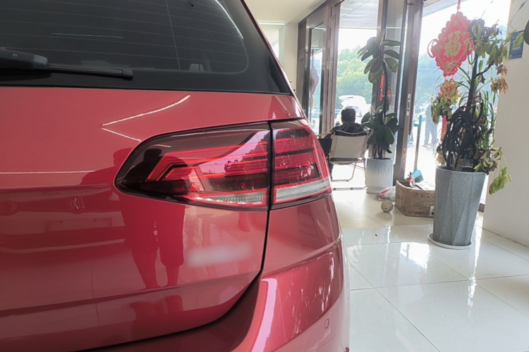 Volkswagen Golf 2018 #8 Volkswagen Golf 2018 car image #8