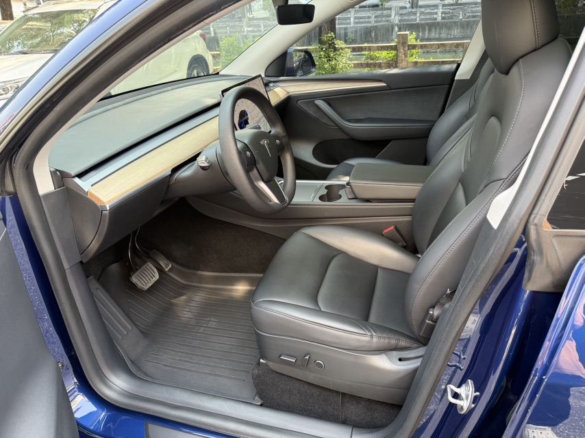 Tesla Model Y 2021 car image #5