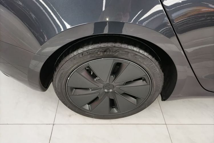 Tesla Model 3 2025 #10 Tesla Model 3 2025 car image #10
