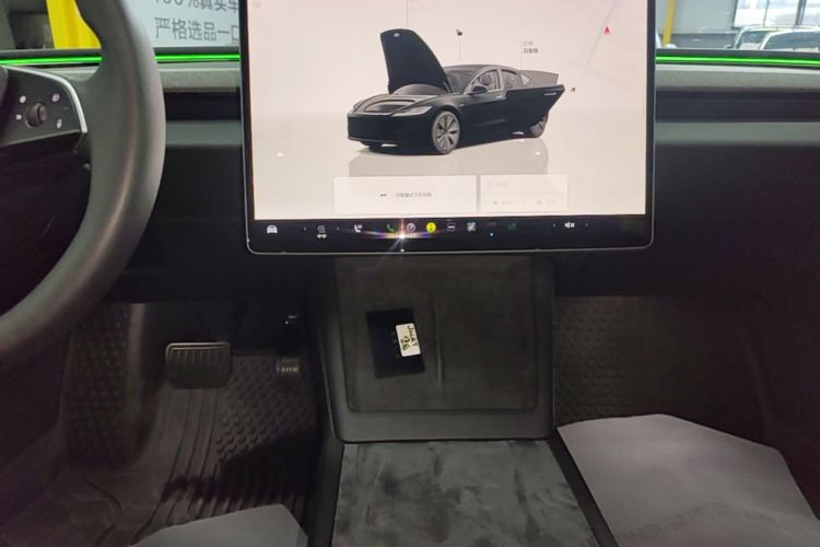 Tesla Model 3 2024 #17 Tesla Model 3 2024 car image #17