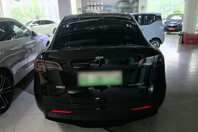 Tesla Model Y 2022 #6 Tesla Model Y 2022 immagine di auto #6