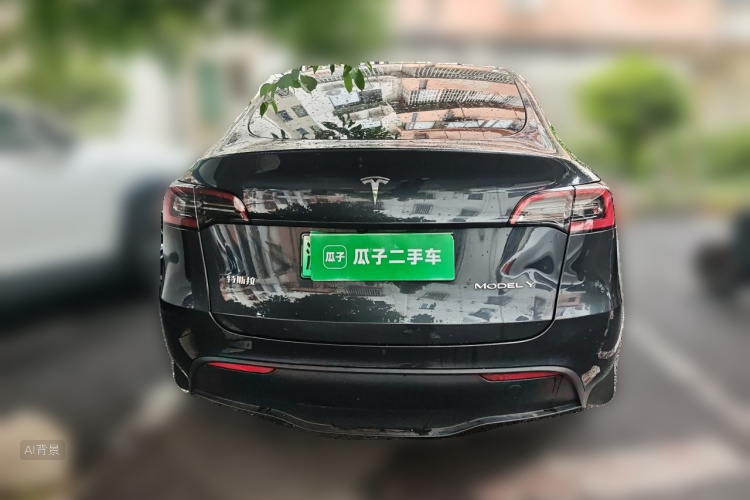 Tesla Model Y 2024 immagine di auto #6