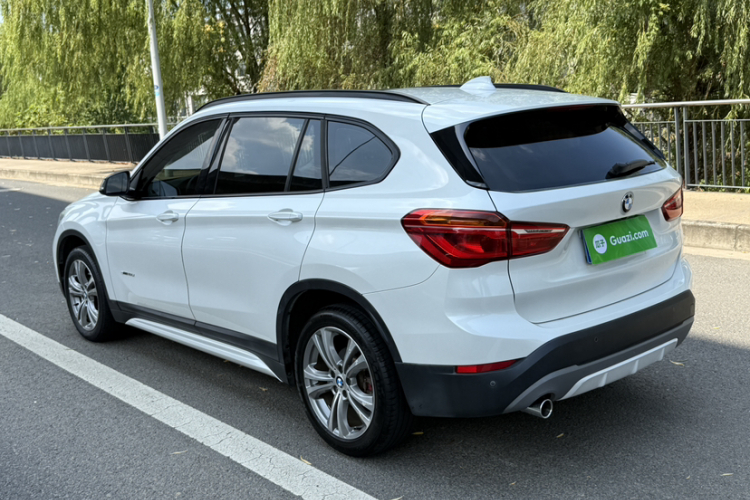 BMW X1 2017 #8 BMW X1 2017 car image #8