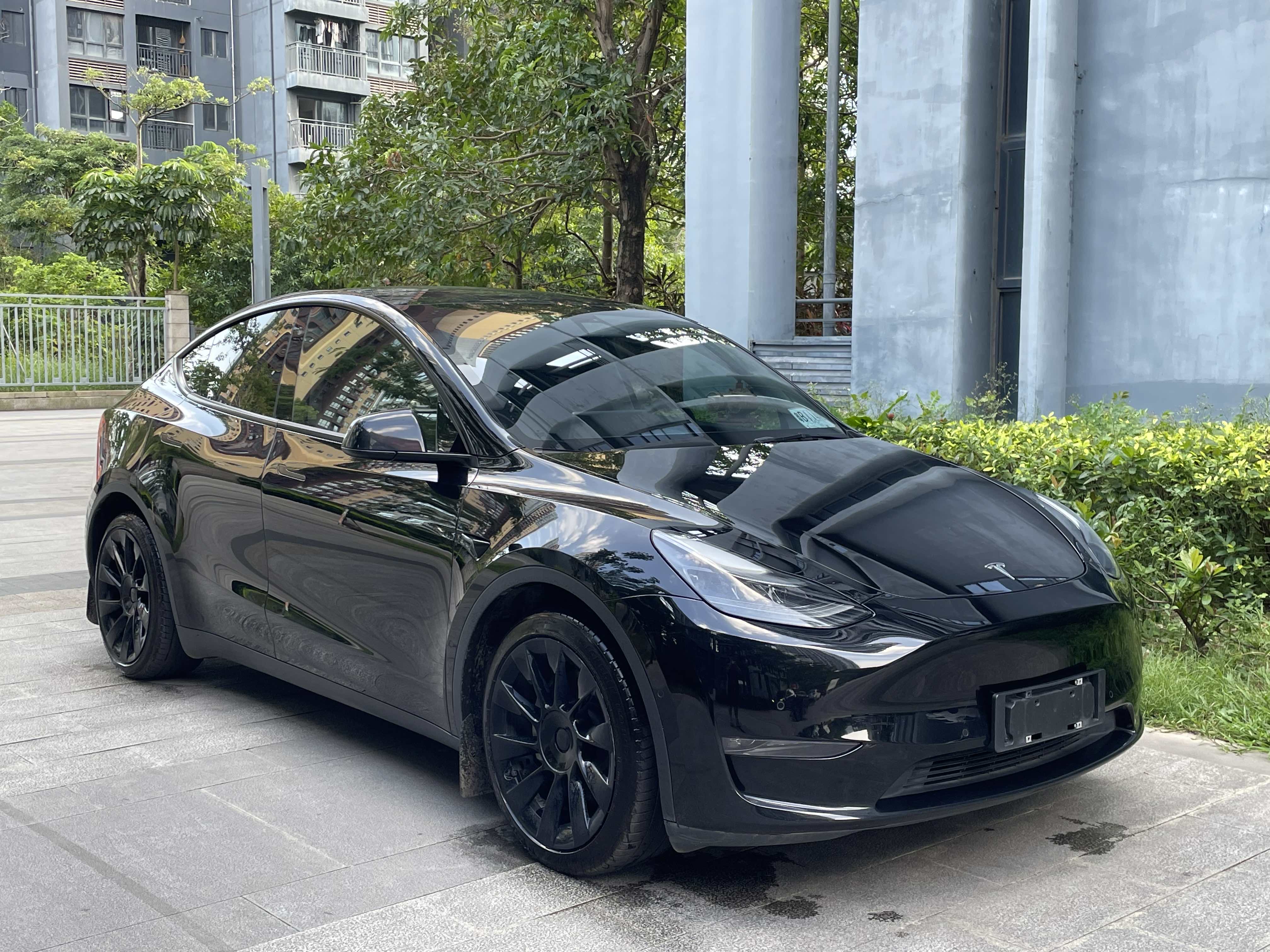 Tesla Model Y 2021 #5 Tesla Model Y 2021 car image #5