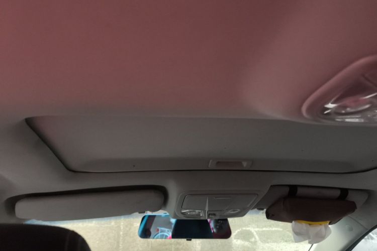 GEELY Emgrand 2016 car image #16