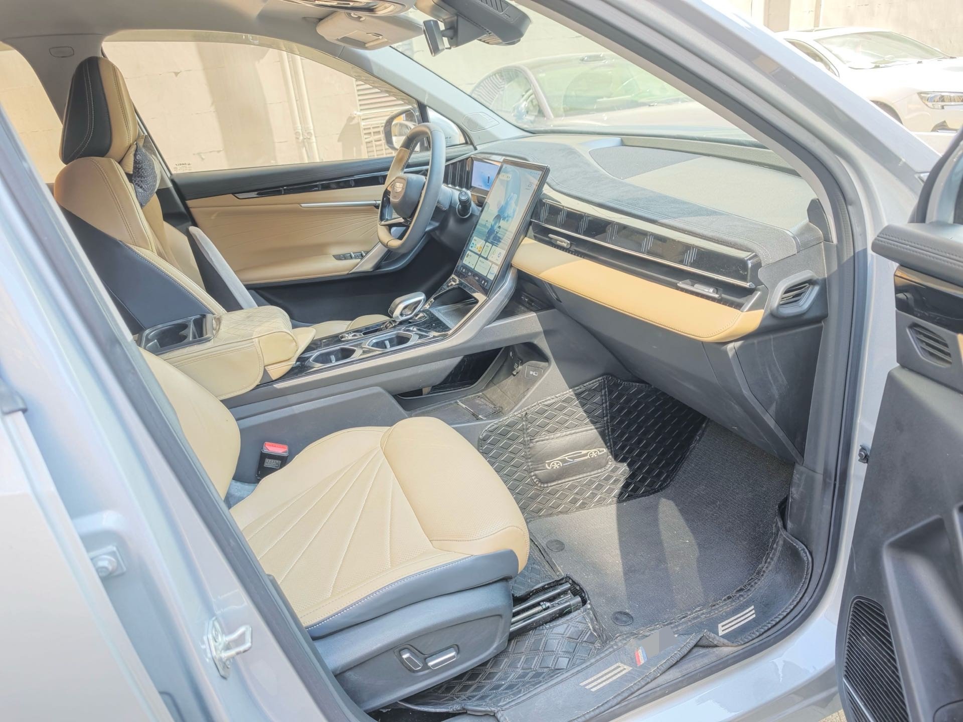 GEELY Boyue L 2024 #3 GEELY Boyue L 2024 immagine di auto #3