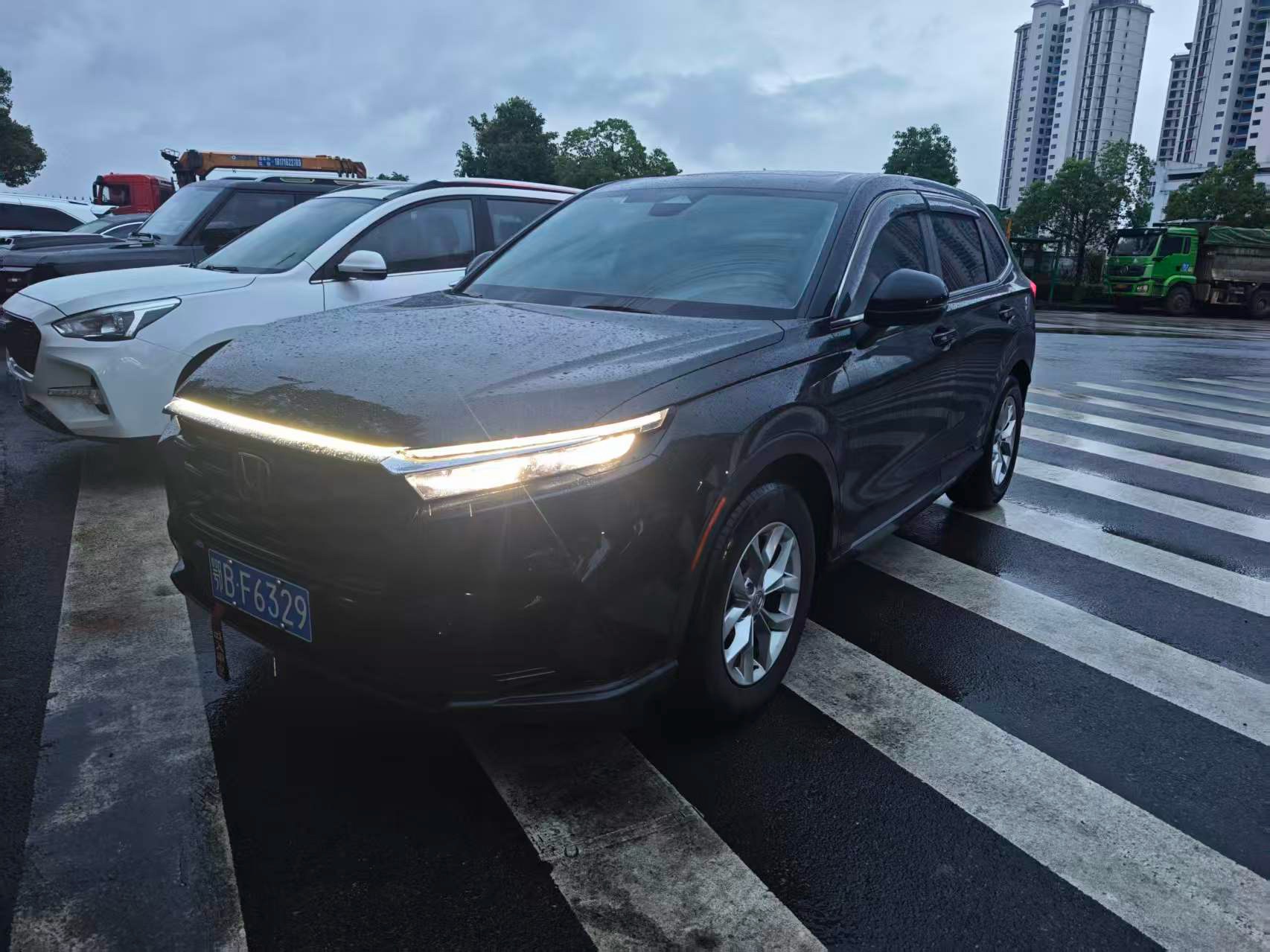 Honda CR-V 2023 car image 