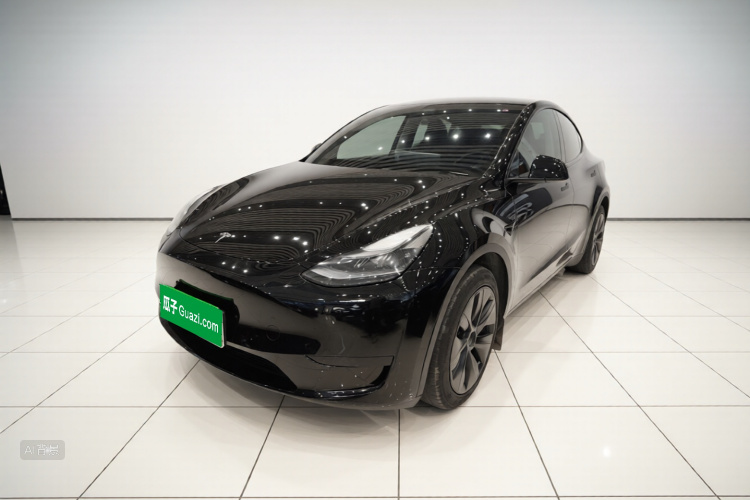 Tesla Model Y 2023 #2 Tesla Model Y 2023 car image #2