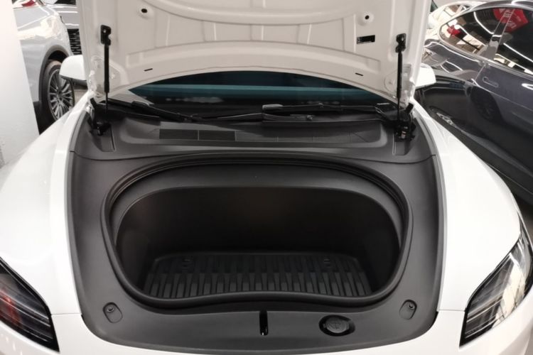 Tesla Model 3 2024 #22 Tesla Model 3 2024 car image #22