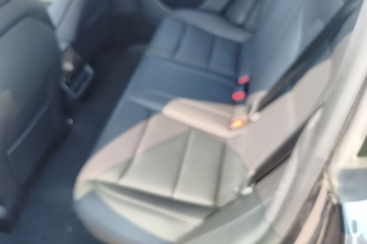 Tesla Model 3 2024 #17 Tesla Model 3 2024 صورة سيارة #17