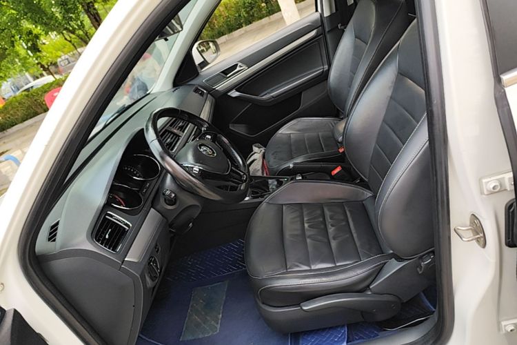 Volkswagen Lavida 2017 #15 Volkswagen Lavida 2017 car image #15