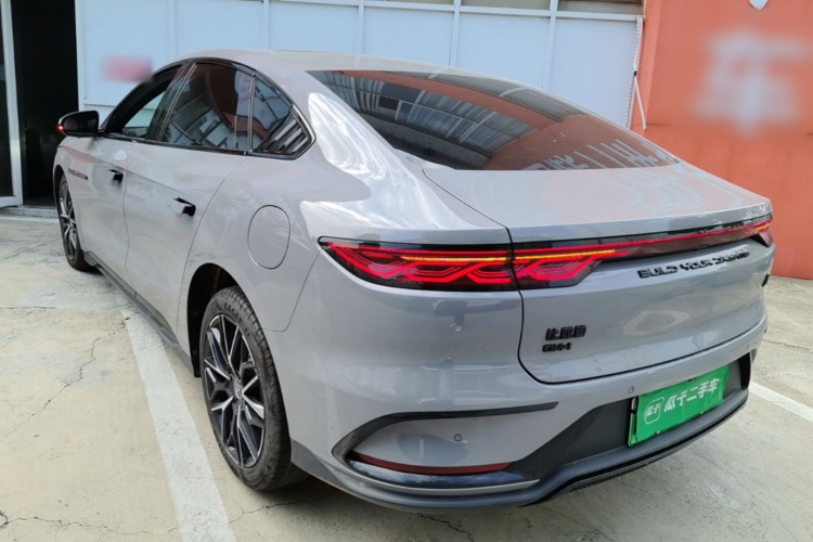 BYD Han 2024 car image #5