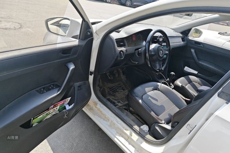 Volkswagen Santana 2015 car image #18