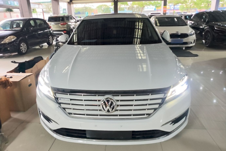 Volkswagen Lavida Pure Electric 2019 #3 Volkswagen Lavida Pure Electric 2019 car image #3