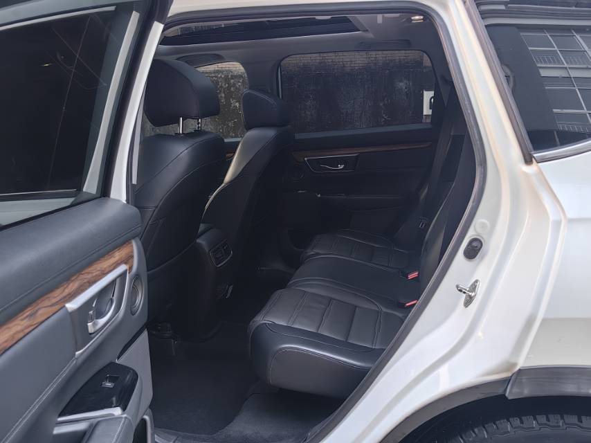 Honda CR-V 2018 #6 Honda CR-V 2018 car image #6