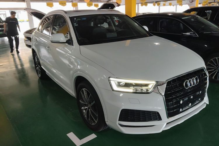 Audi Q3 2019 #4 Audi Q3 2019 car image #4