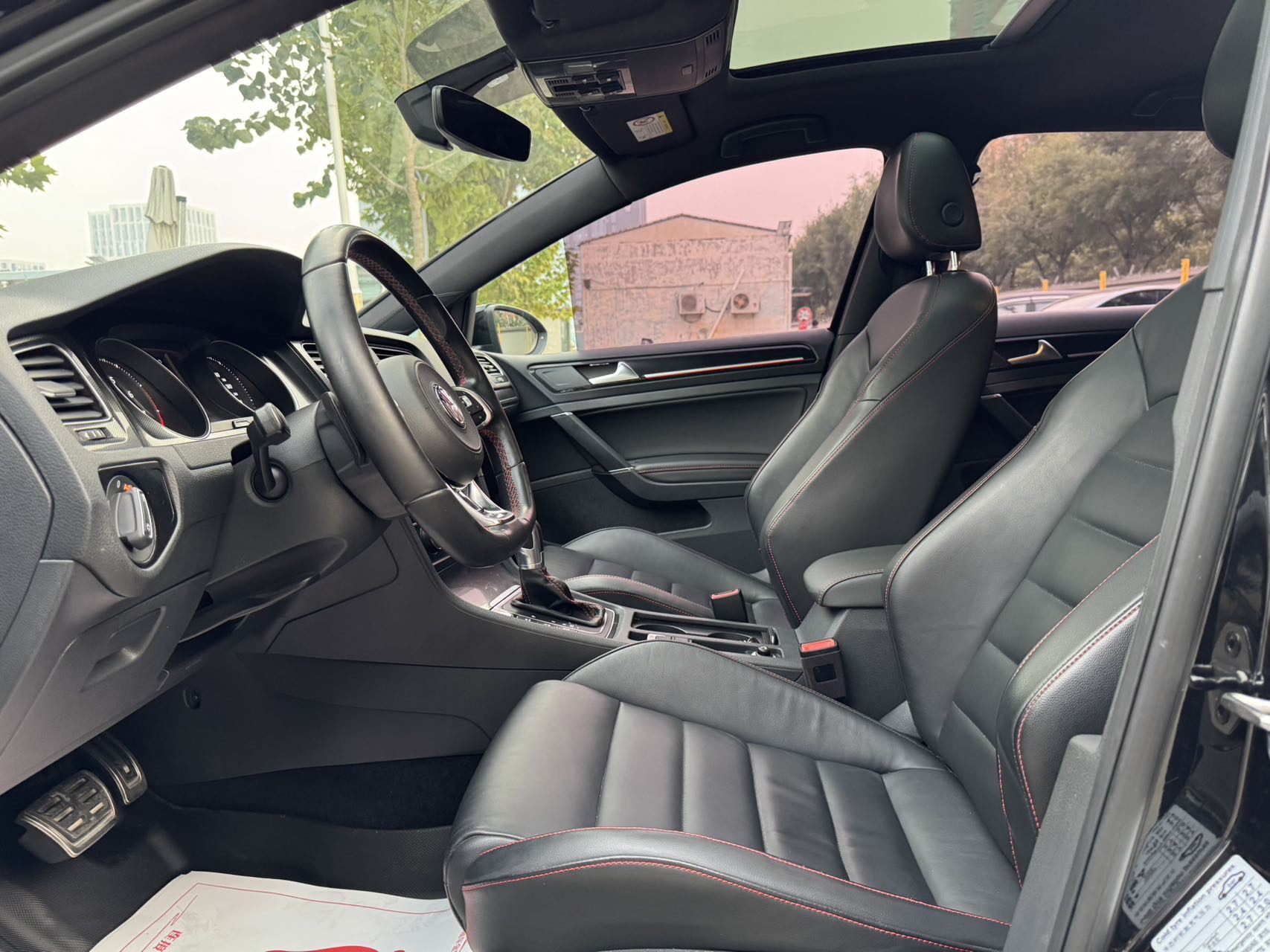 Volkswagen GolfGTI 2018 #5 Volkswagen GolfGTI 2018 car image #5