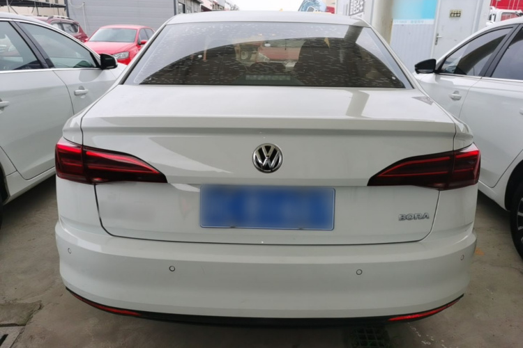 Volkswagen Bora 2019 #4 Volkswagen Bora 2019 car image #4