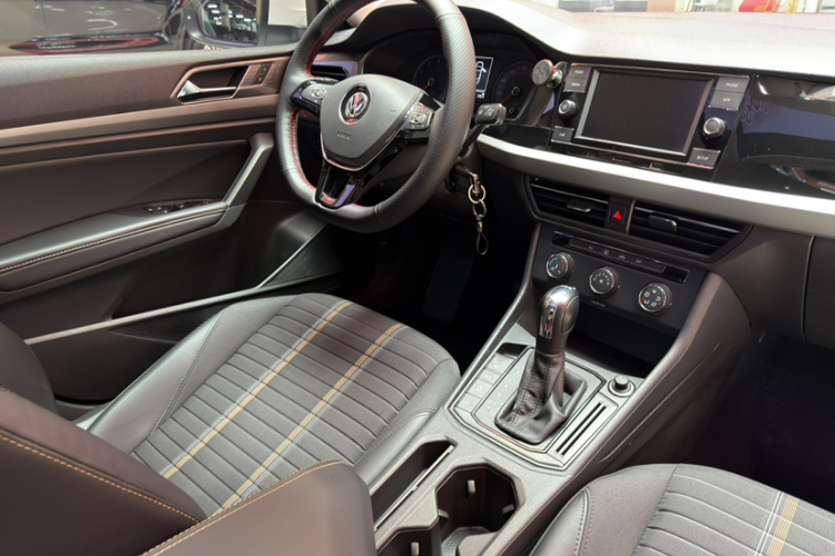Volkswagen Lavida 2020 #10 Volkswagen Lavida 2020 car image #10
