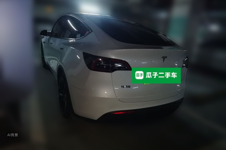 Tesla Model Y 2024 #5 Tesla Model Y 2024 car image #5