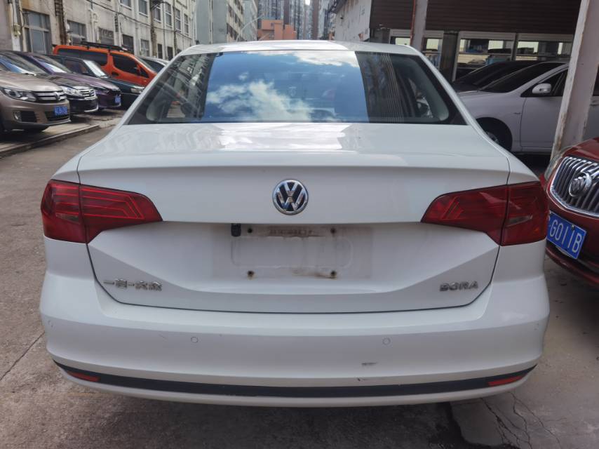 Volkswagen Bora 2018 car image #8