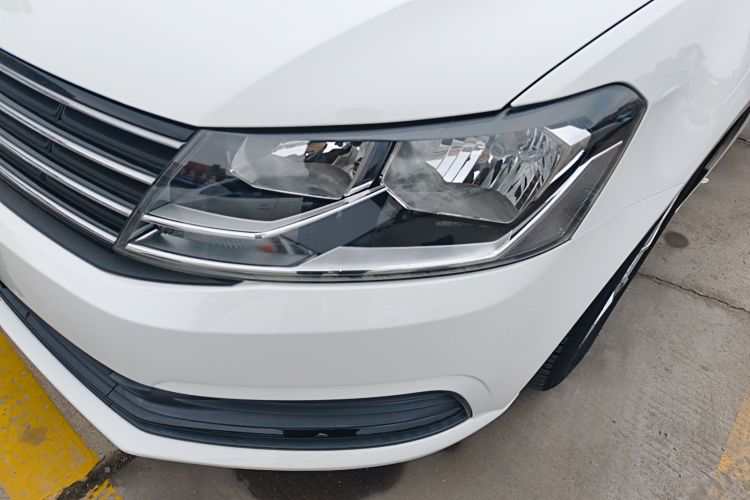 Volkswagen Lavida 2017 car image #23