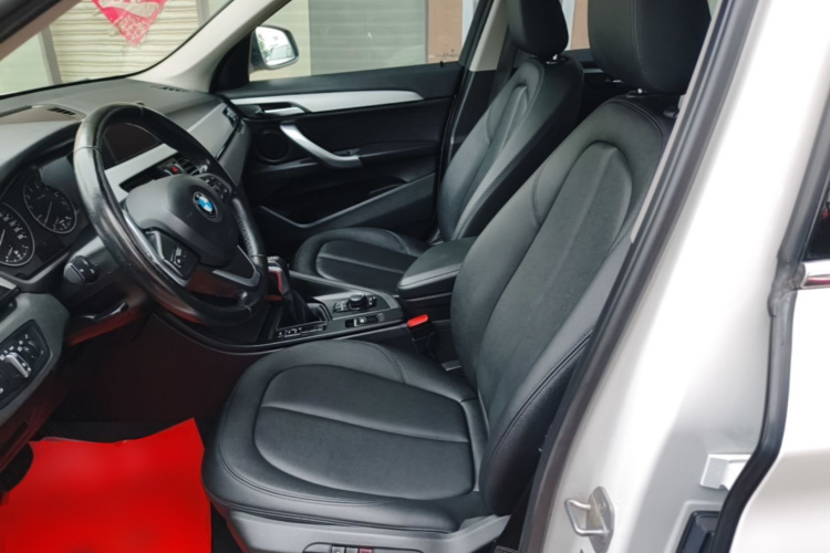 BMW X1 2018 #15 BMW X1 2018 car image #15