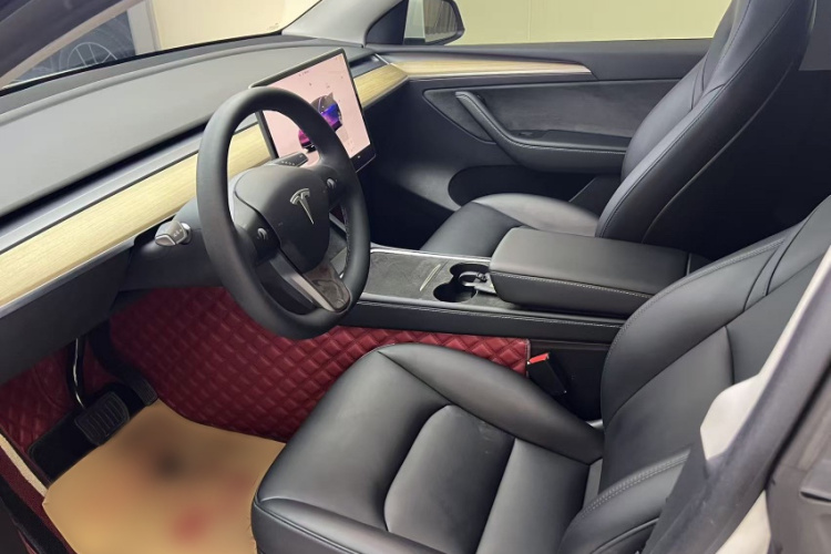 Tesla Model Y 2022 #15 Tesla Model Y 2022 car image #15