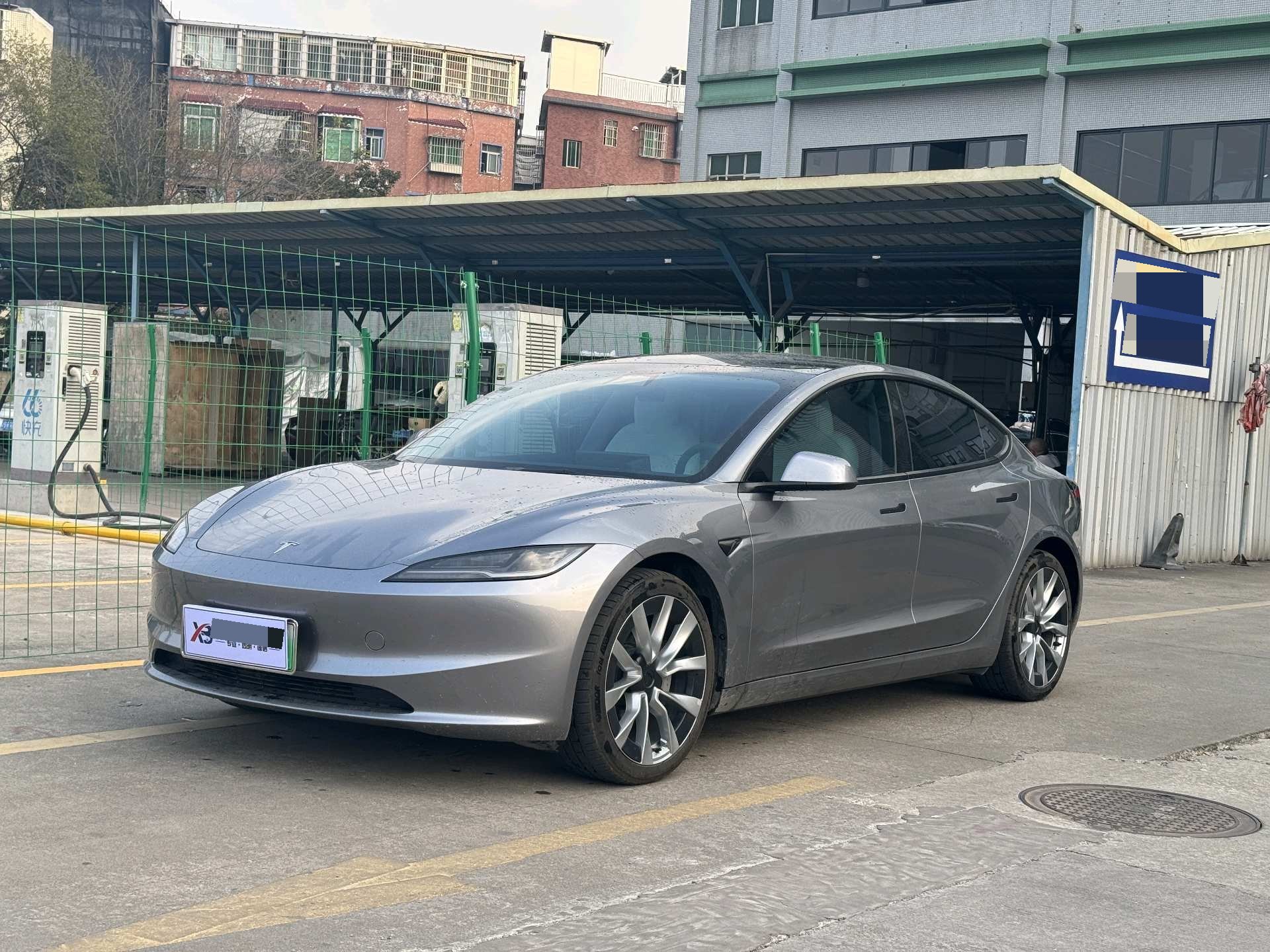 2024 2024 immagine di auto